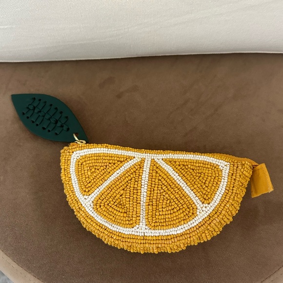 *New* Cynthia Rowley Lemon “Hello SUMMER Insulated Tote W/ Beaded Bag - Picture 5 of 16